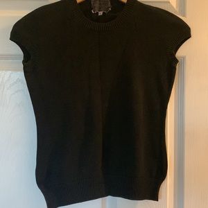 Versace size 0 cap sleeve sweater